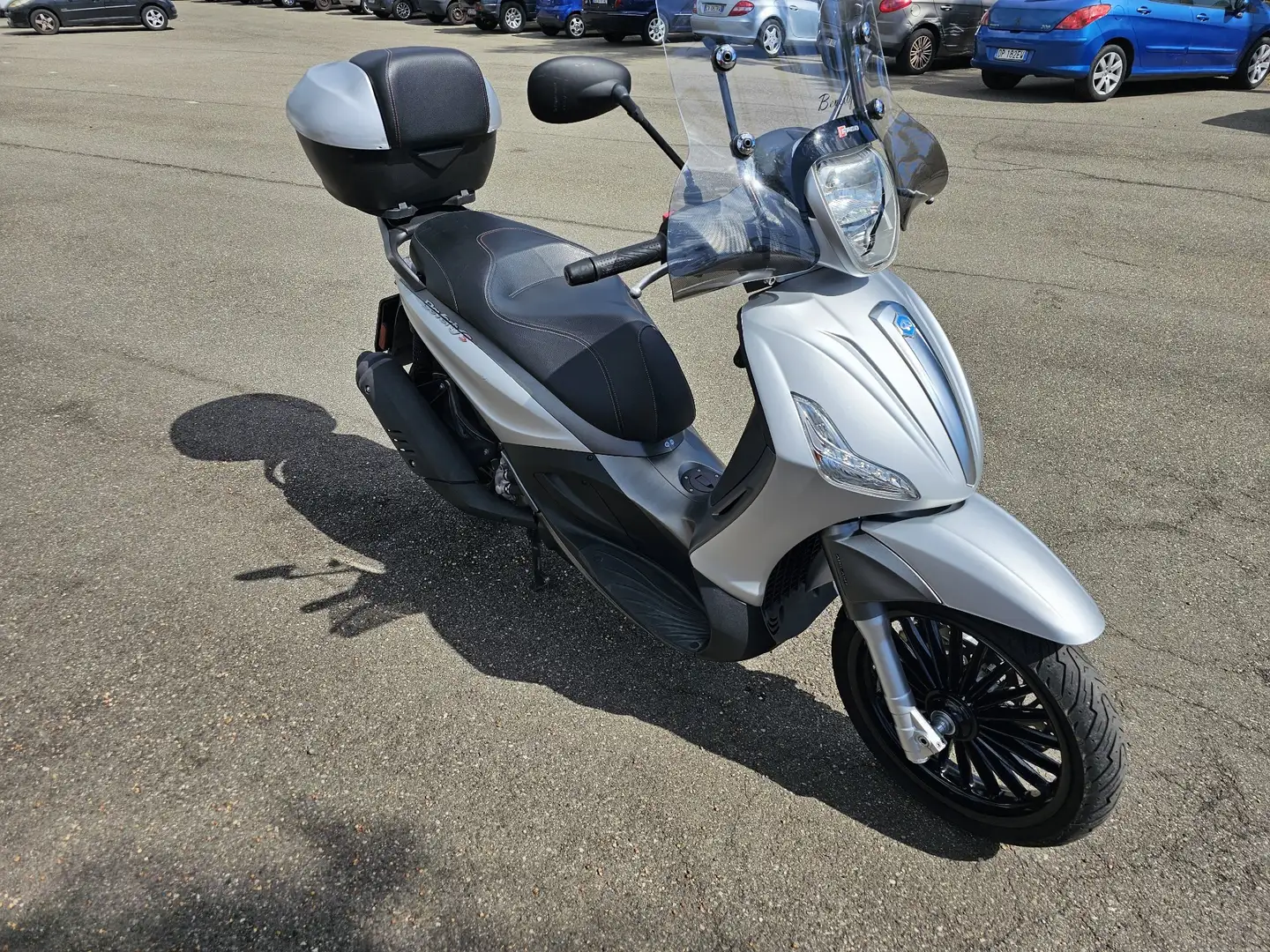 Piaggio Beverly 300 Серебристый - 1