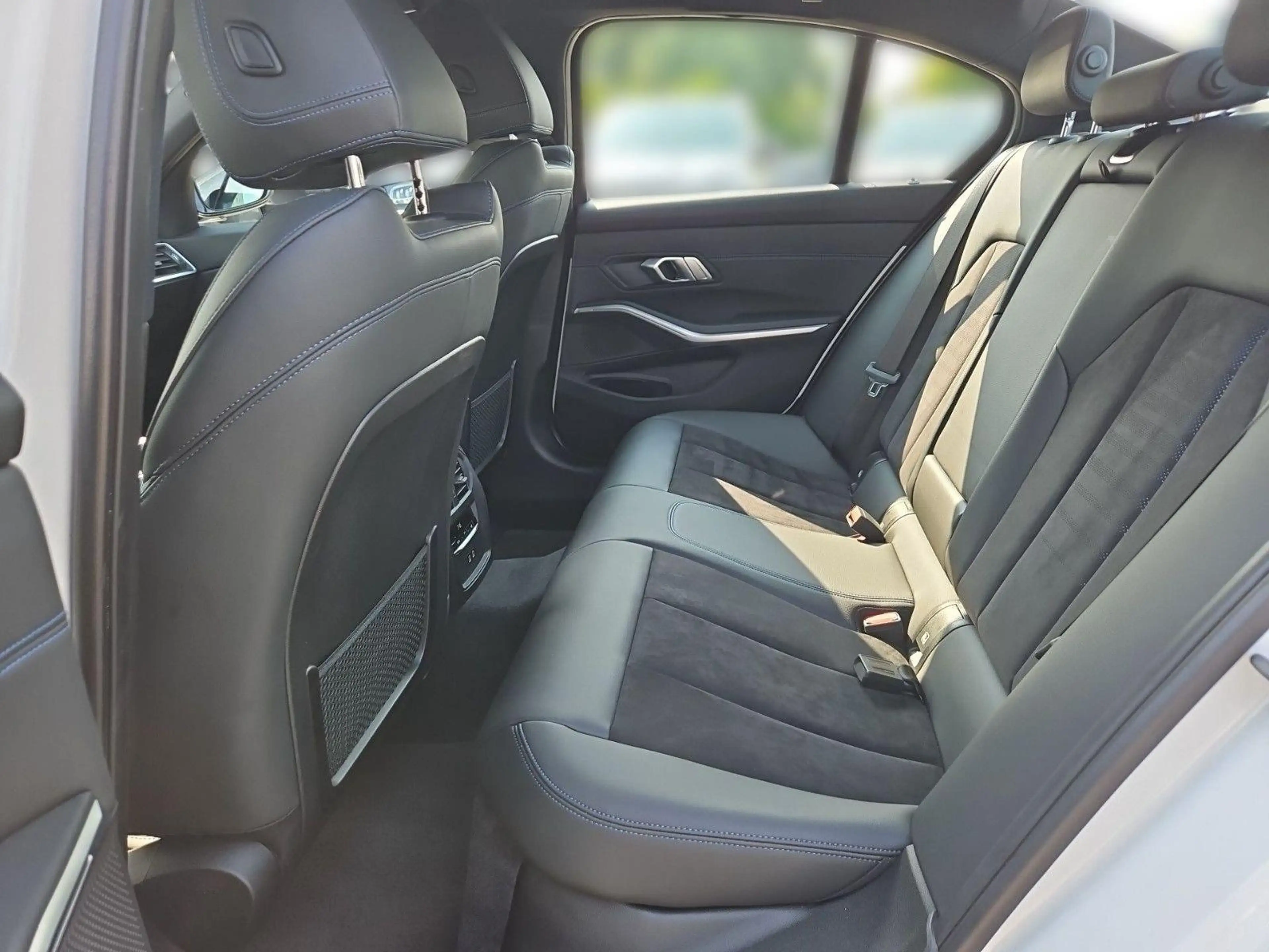 BMW 340 Limousine xDrive/LED/DAB/HUD/LiveCockpit — photo 12