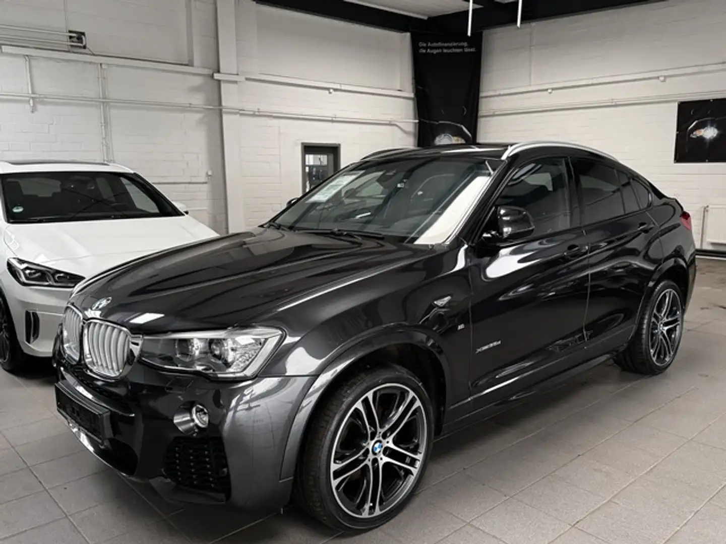 BMW X4 M xDrive35d M Sport HUD AHK Panorama Diesel EU6 Grau - 2
