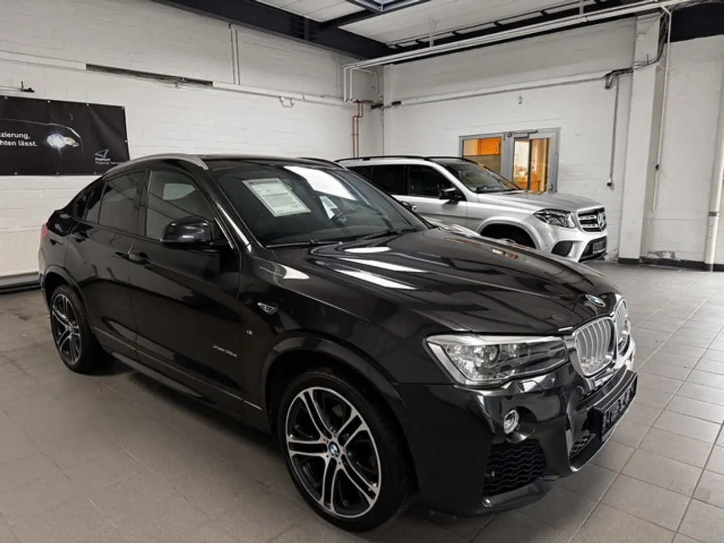 BMW X4 M xDrive35d M Sport HUD AHK Panorama Diesel EU6 Grau - 1