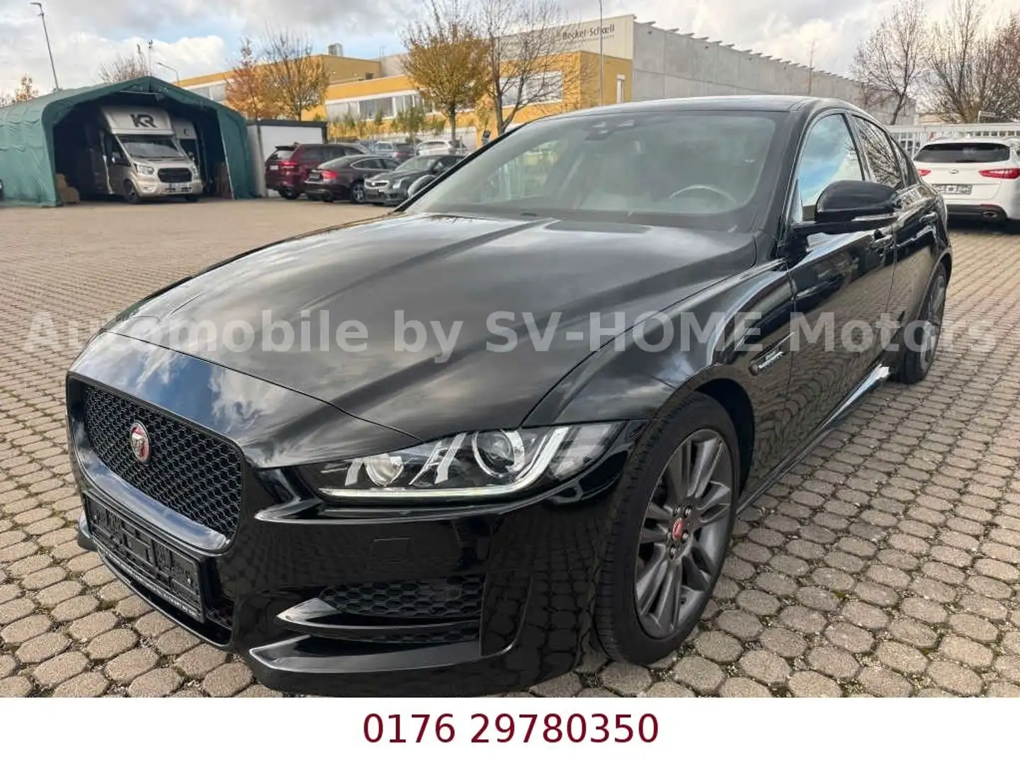 Jaguar XE 20d R-Sport*Digital*Automatik 8 Gang* Schwarz - 1