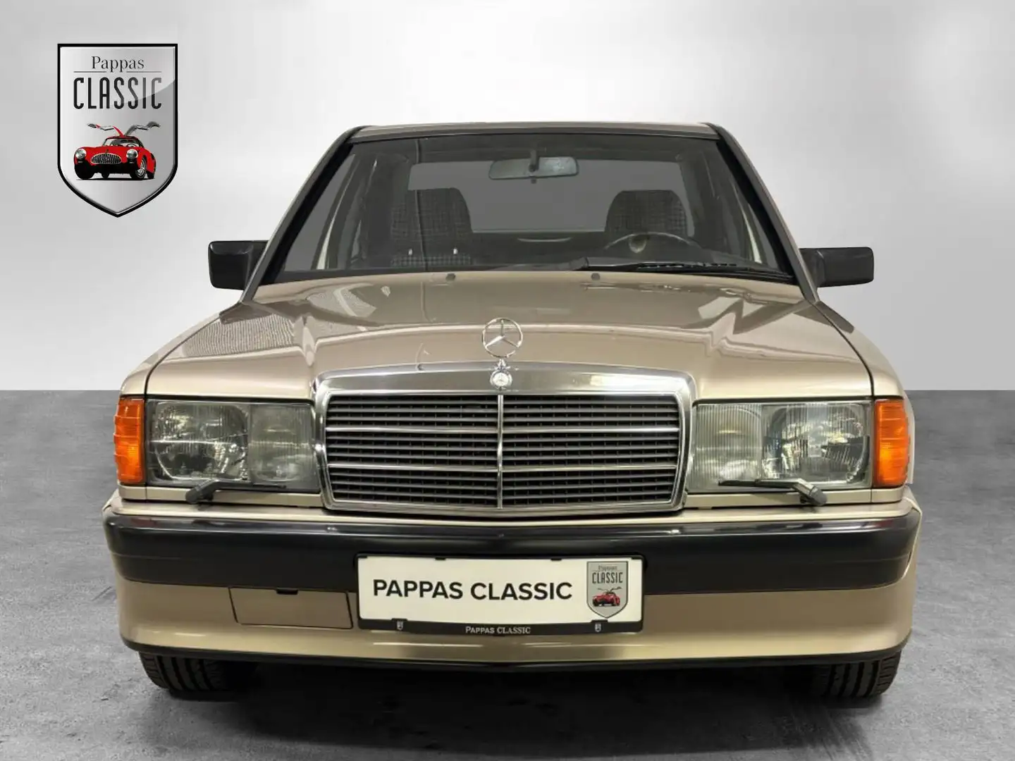 Mercedes-Benz 190 E 2,3 - 16 Silber - 2