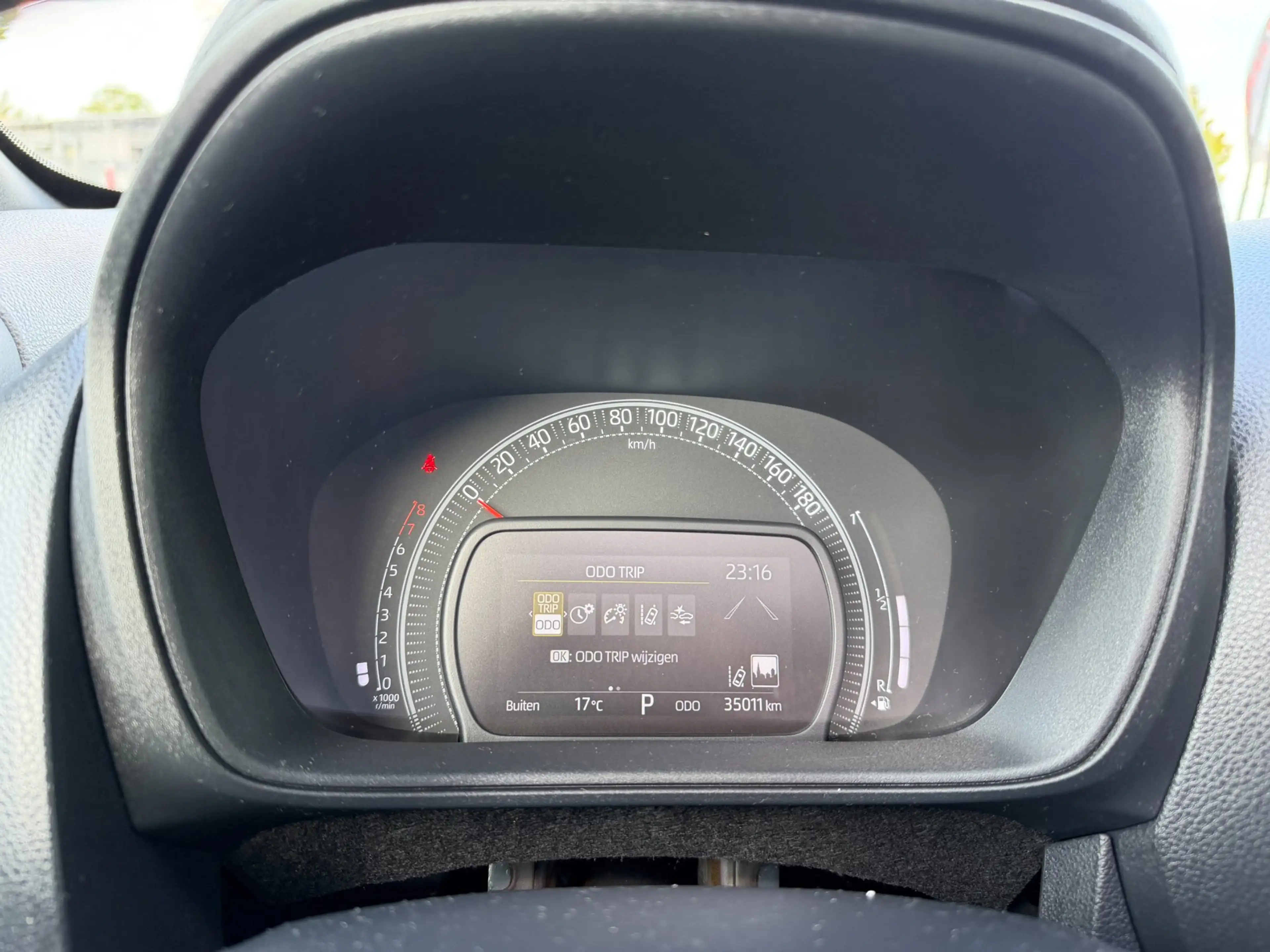 Toyota Aygo X 1.0 VVT-i S-CVT Envy AUT|ACC|Stoelvw|Opendak — photo 13