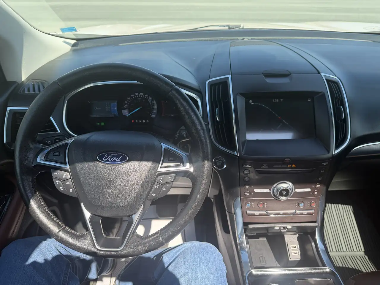 Ford Edge снимка Ford Edge