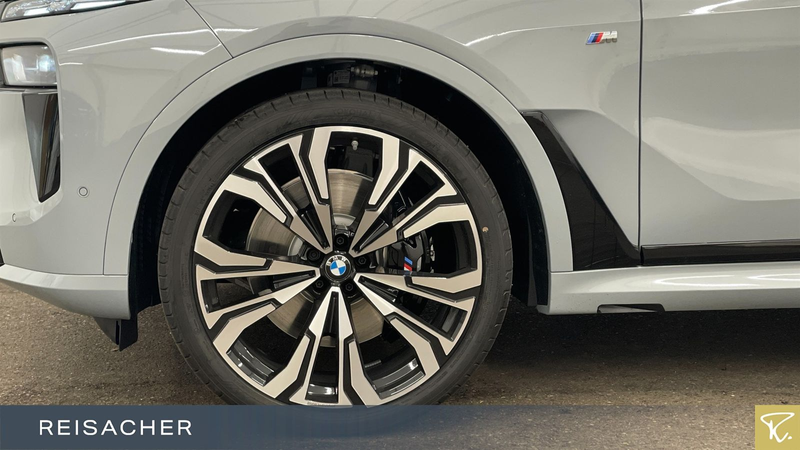 BMW X7 xDrive40d Sportpaket Autom. Parksystem DAB — photo 3