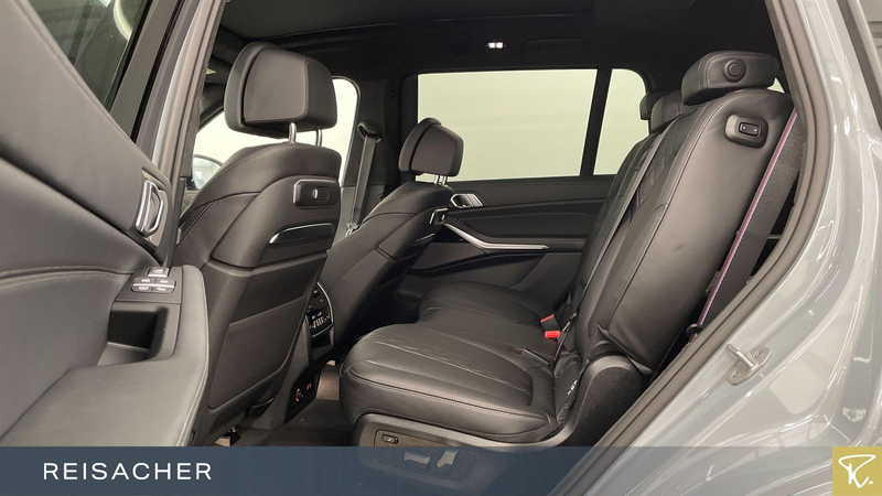 BMW X7 xDrive40d Sportpaket Autom. Parksystem DAB — photo 8
