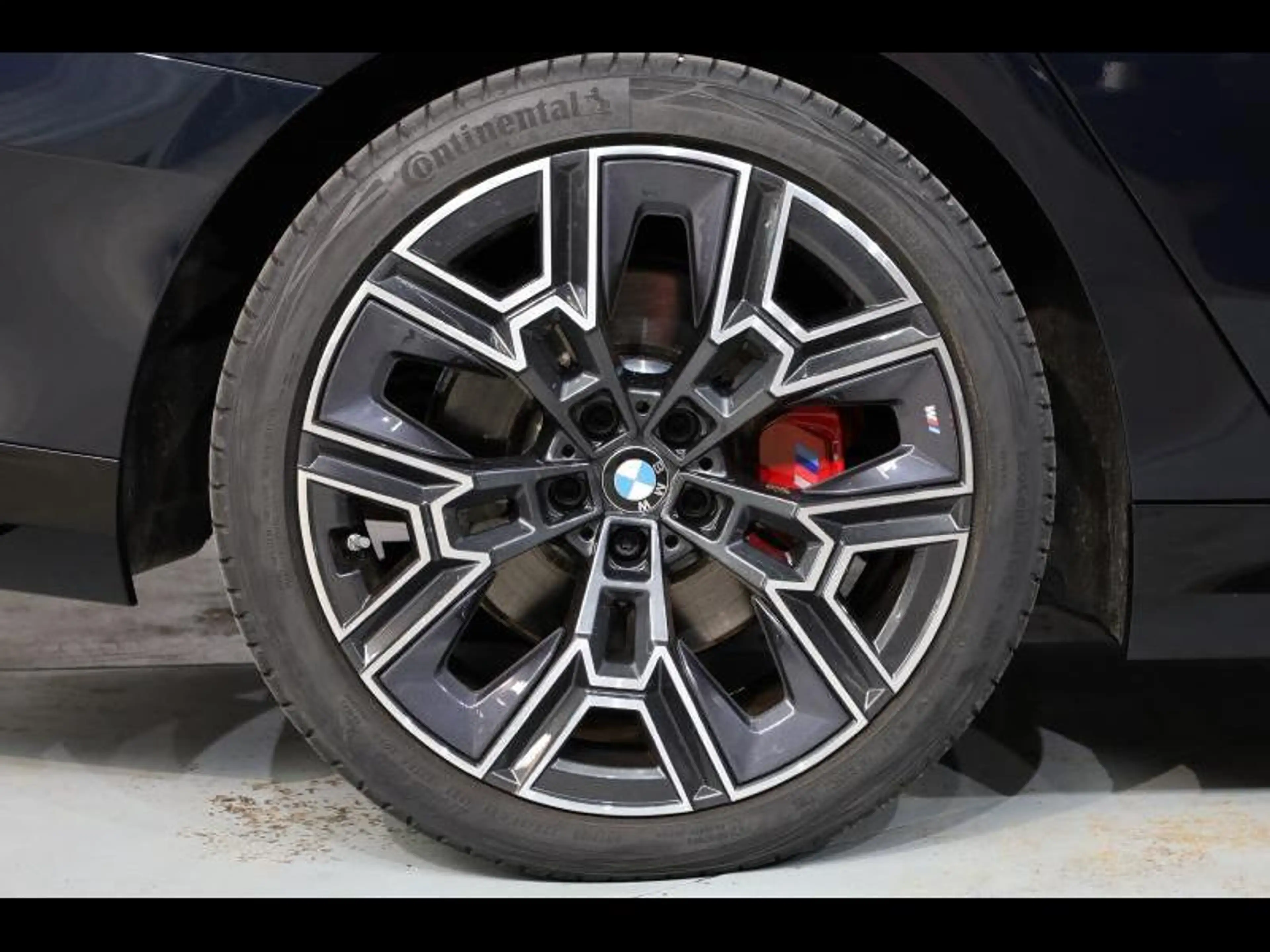 BMW 520 i Touring Kit M Sport — photo 8