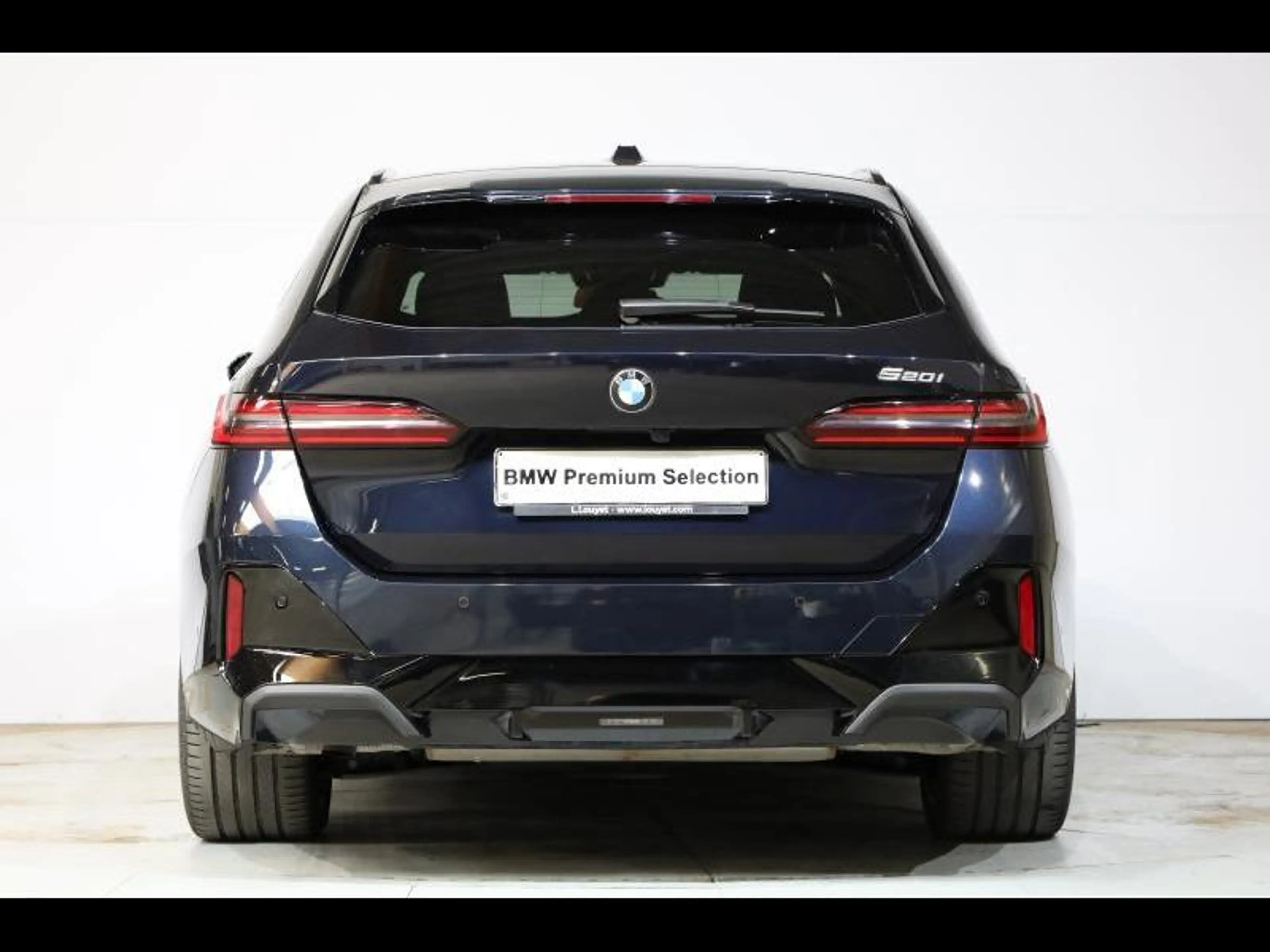 BMW 520 i Touring Kit M Sport — photo 4