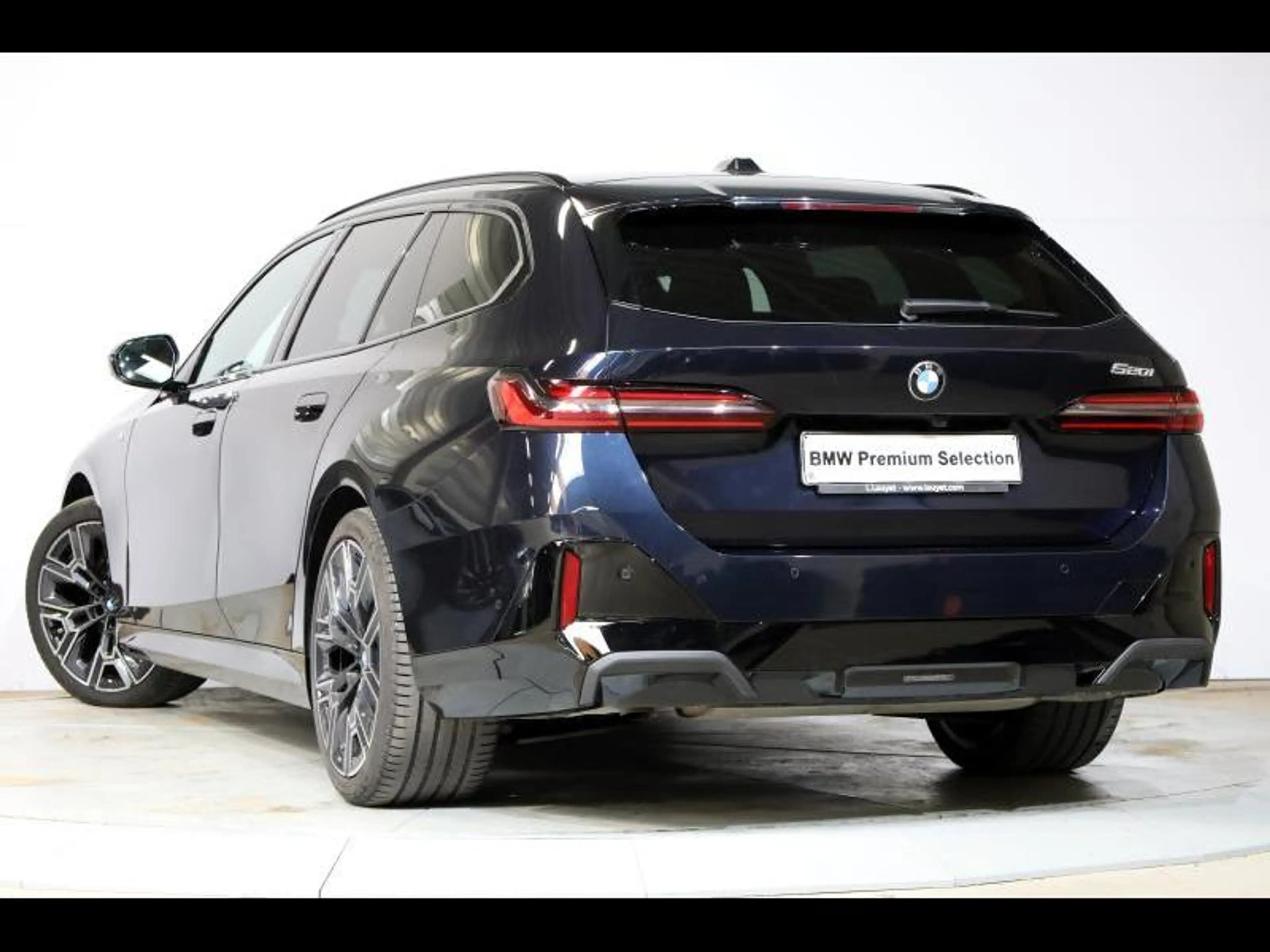 BMW 520 i Touring Kit M Sport — photo 5