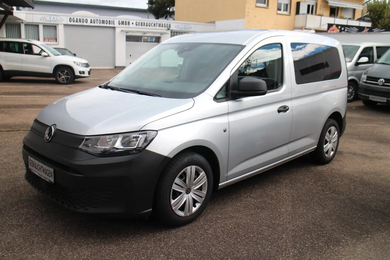Volkswagen Caddy 2,0TDI SCR/NeuMod/Nav/Multi/Klim/PDC/Temp Silber - 1