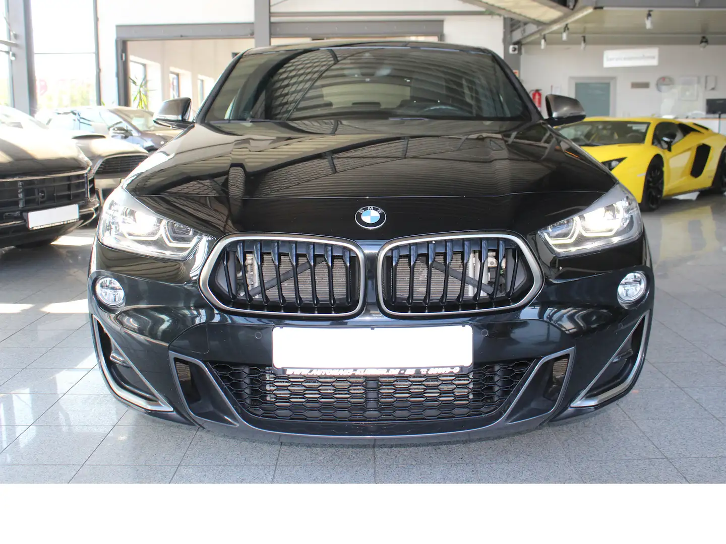 BMW X2 M35 i KEY*HARMAN*MEMORY*PANO*KAMERA Nero - 2