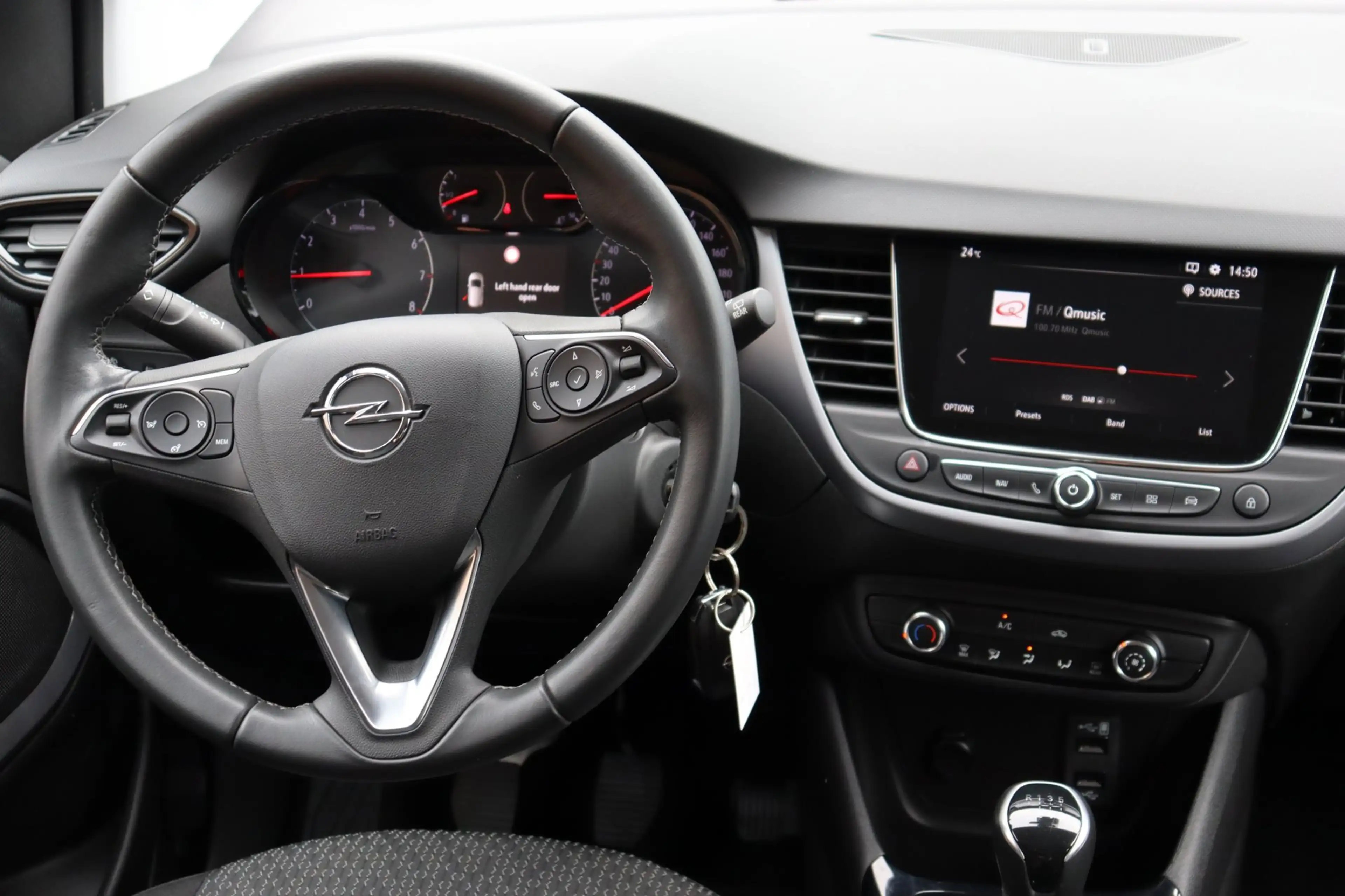 Opel Crossland 1.2 Turbo Edition Org.NL trekhaak camera pdc — photo 13