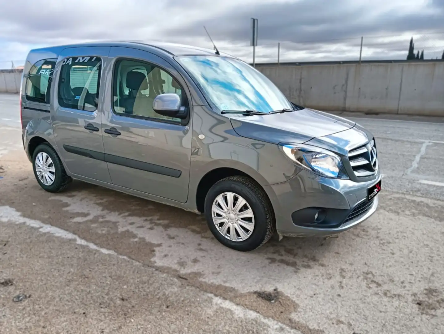Mercedes-Benz Citan N1 Mixto 109CDI BE Extralargo Grau - 1