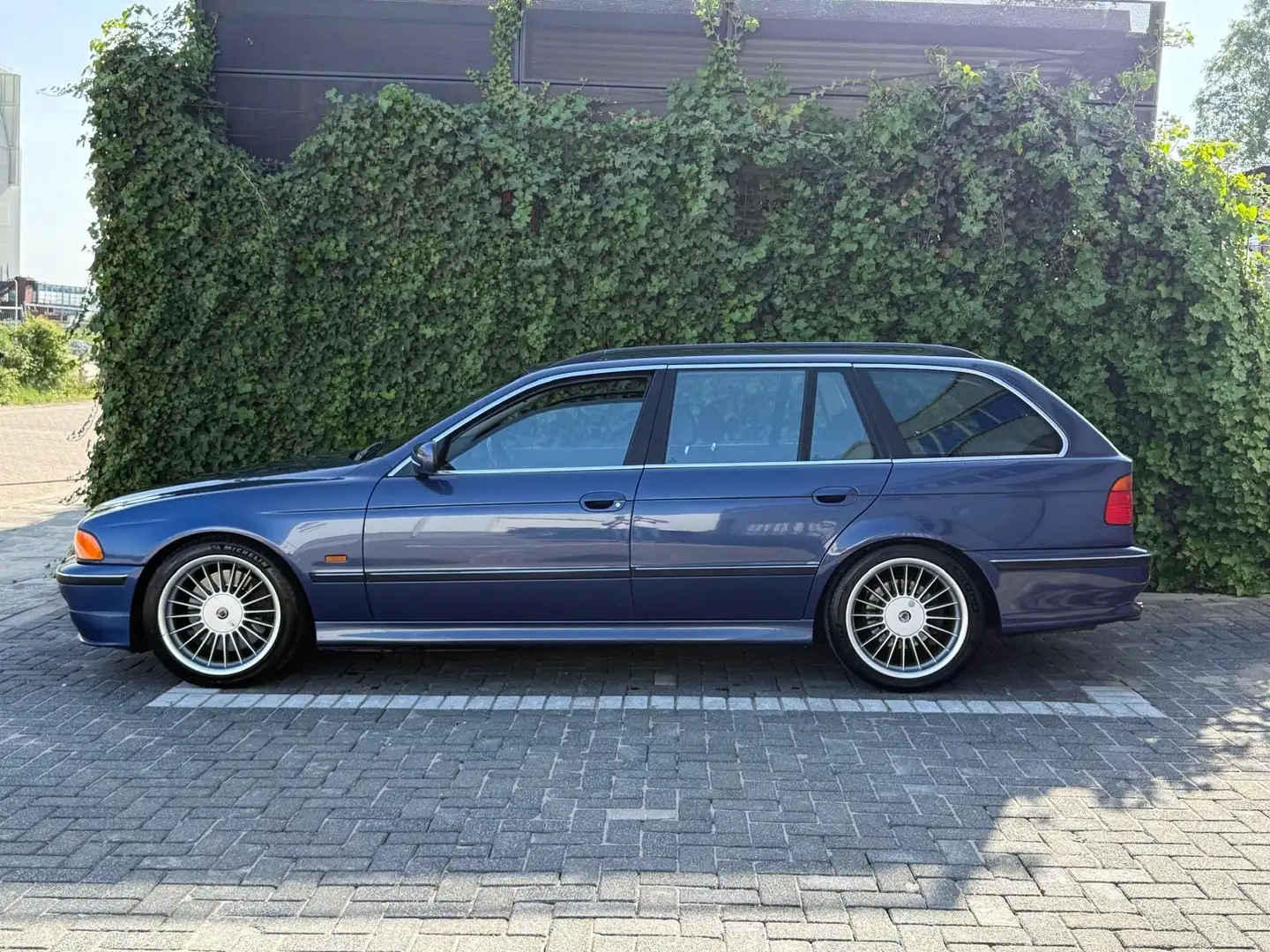 Alpina B10 4.6 V8 - 2