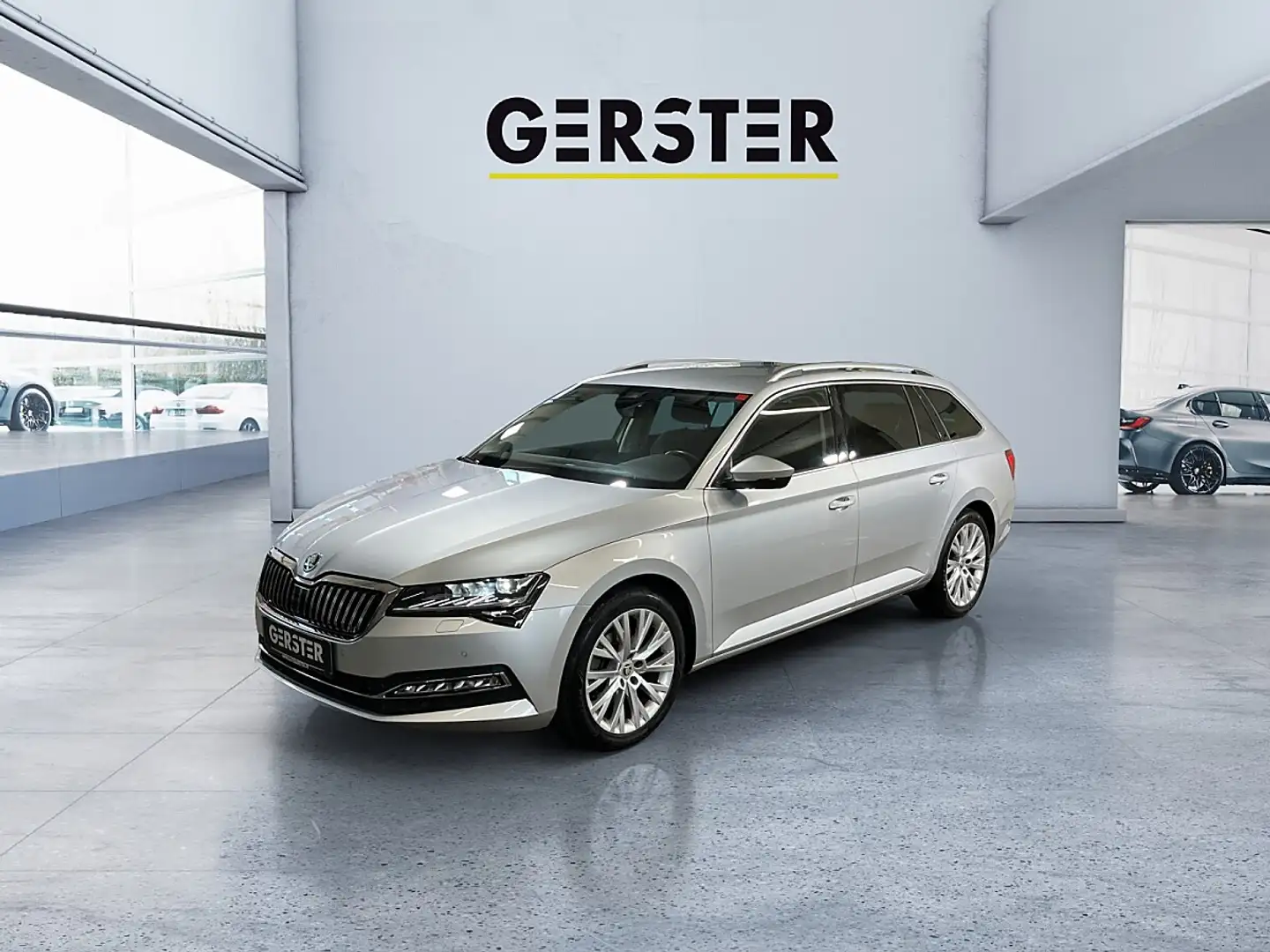 Skoda Superb 2.0 TDI Style (EURO 6d) Silber - 1