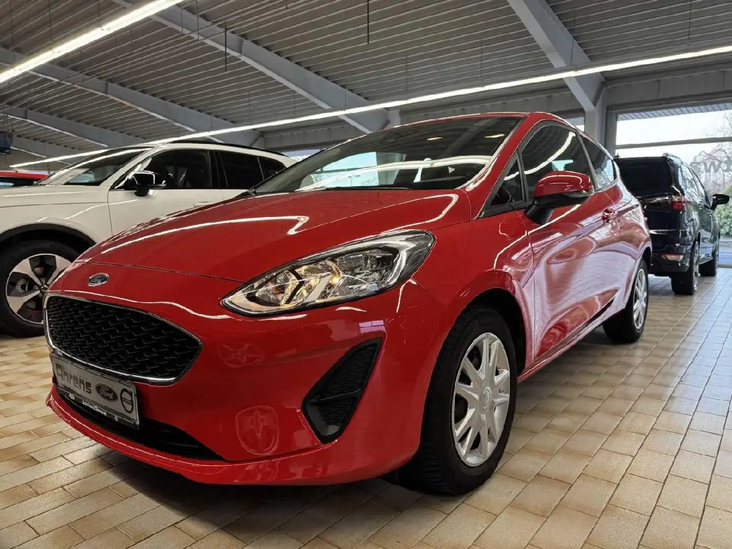 Ford Fiesta Trend Piros - 1