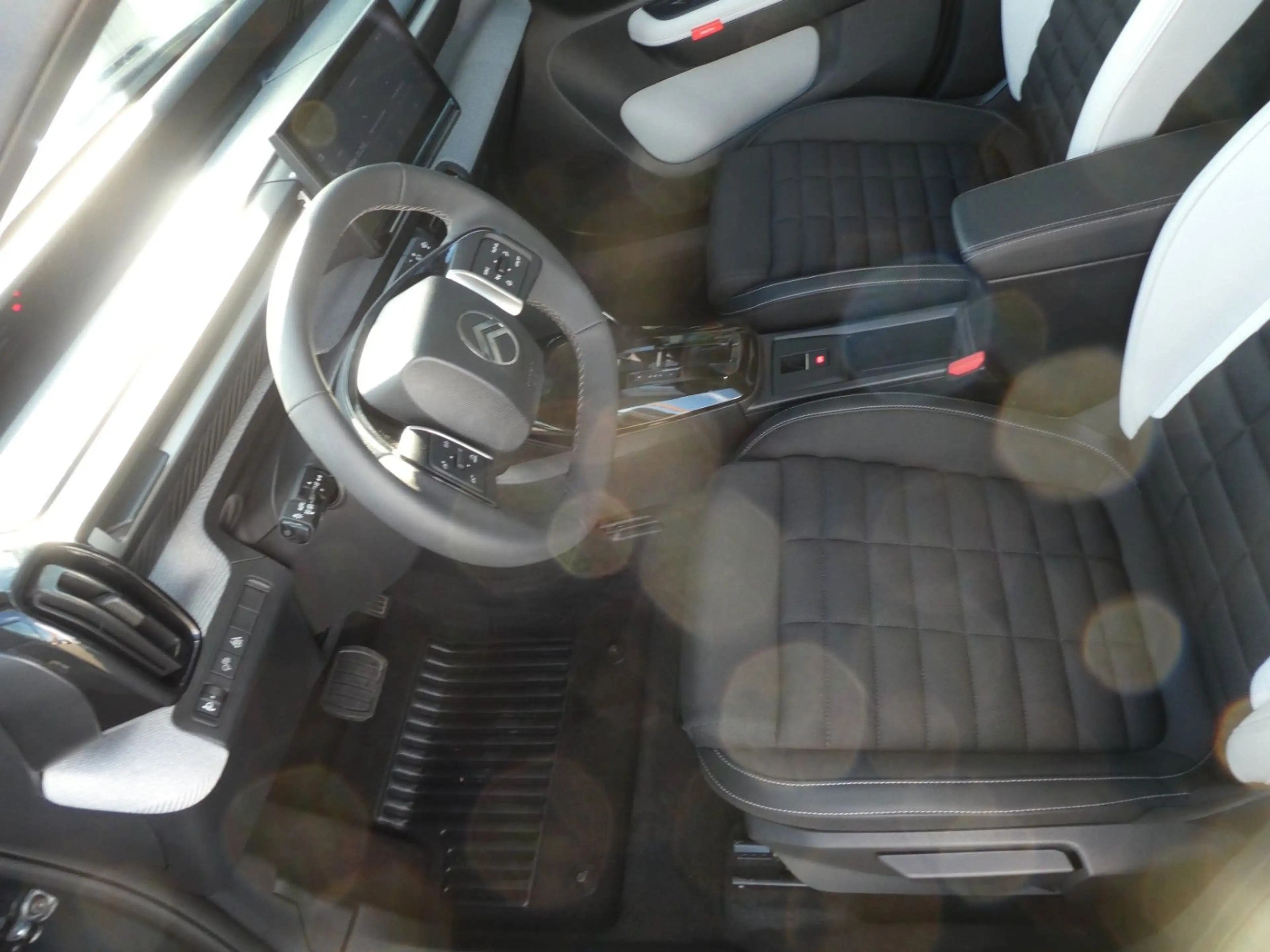 Citroen C3 Aircross ë 54 KW MAX Klima, SHZ, PDC, Kamera — photo 9