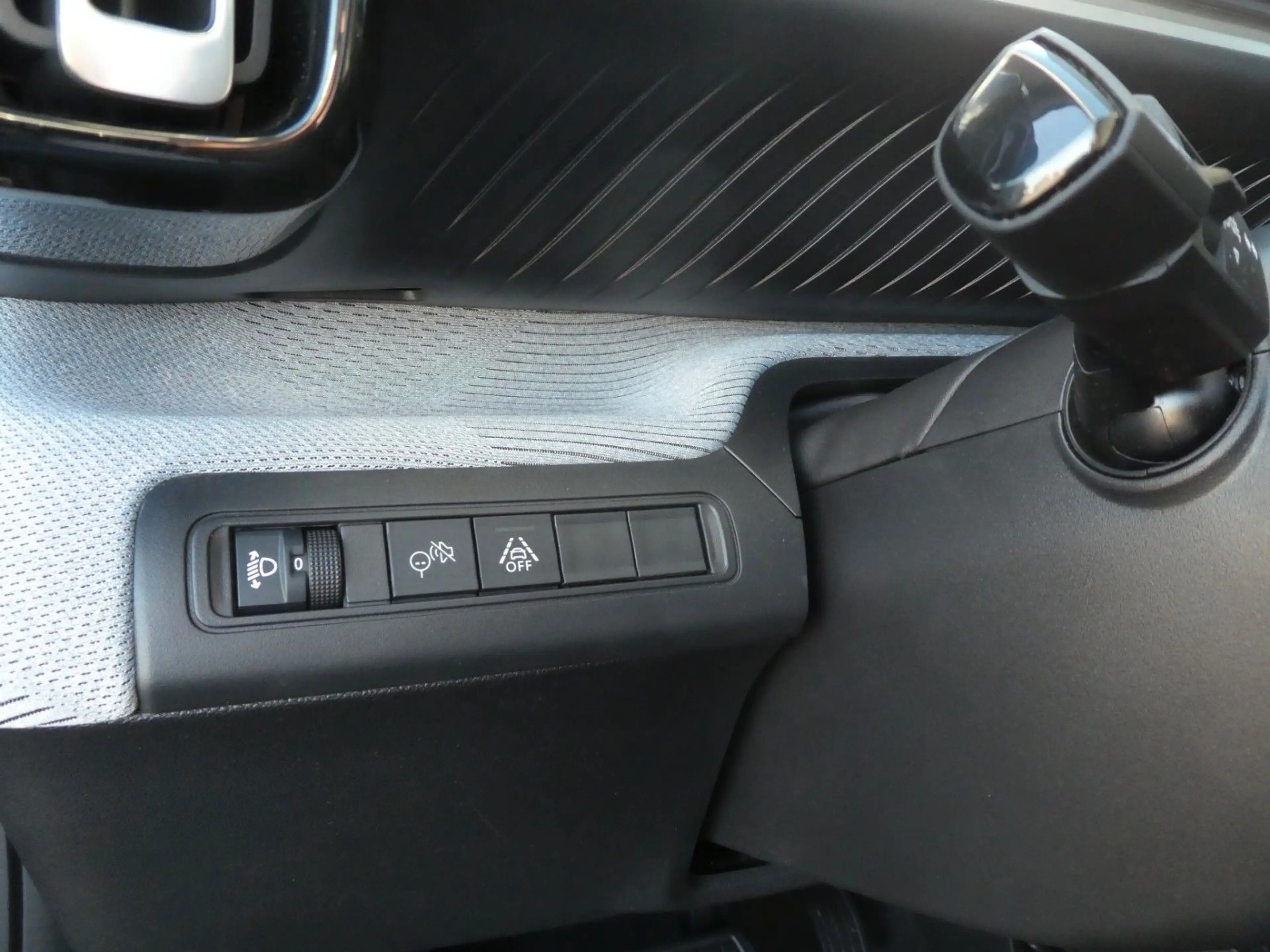 Citroen C3 Aircross ë 54 KW MAX Klima, SHZ, PDC, Kamera — photo 12
