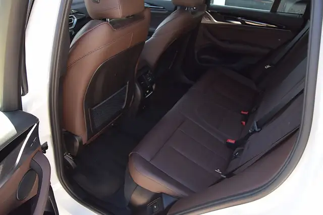 BMW X3 view 15