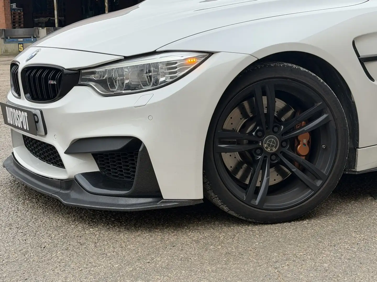 BMW M4 Blanc - 2