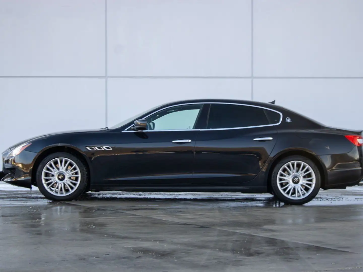Maserati Quattroporte Quattroporte S 3.0 V6 Q4 Automatik Černá - 1