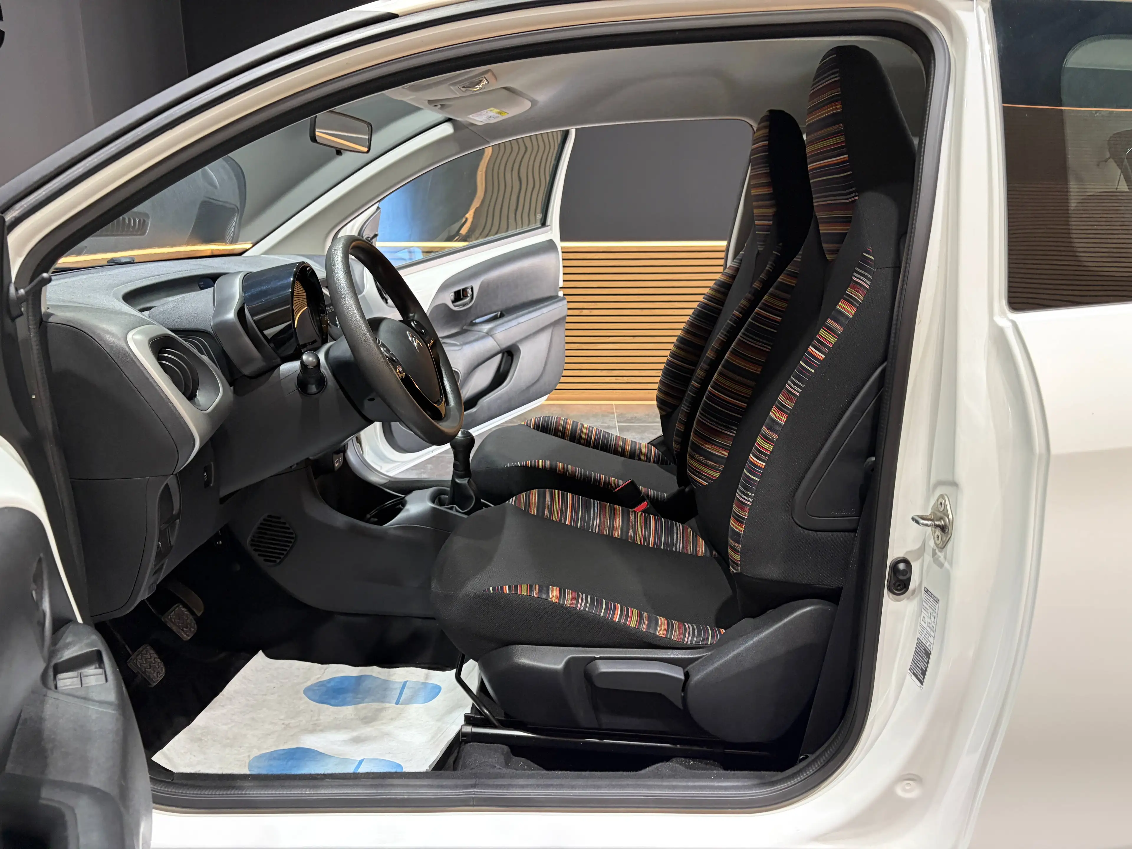 Citroen C1 1.0 VTi *BLUETOOTH*CRUISE CONTROL*1ER PROPRIO*GARANTIE* — photo 7