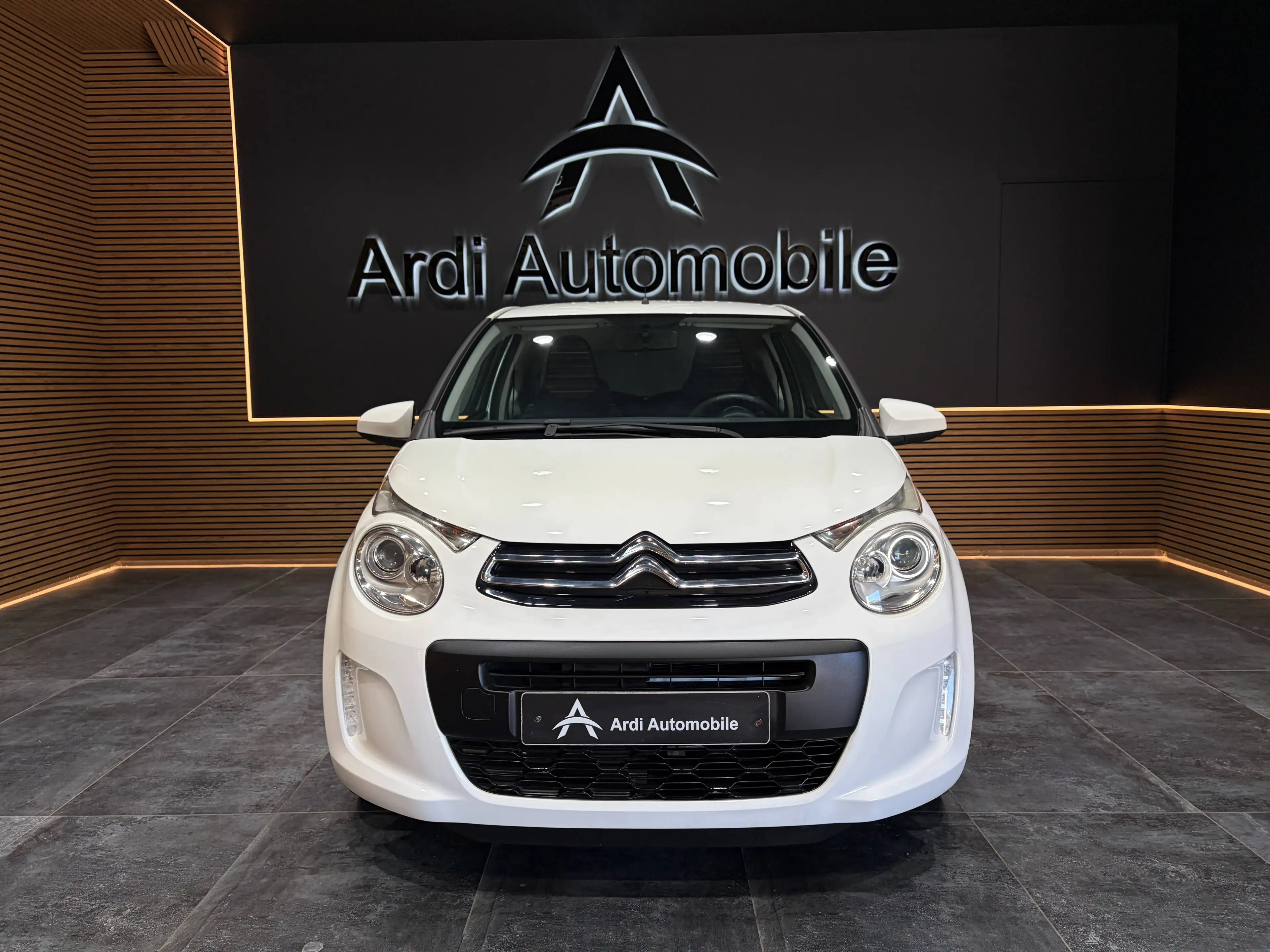 Citroen C1 1.0 VTi *BLUETOOTH*CRUISE CONTROL*1ER PROPRIO*GARANTIE* — photo 2