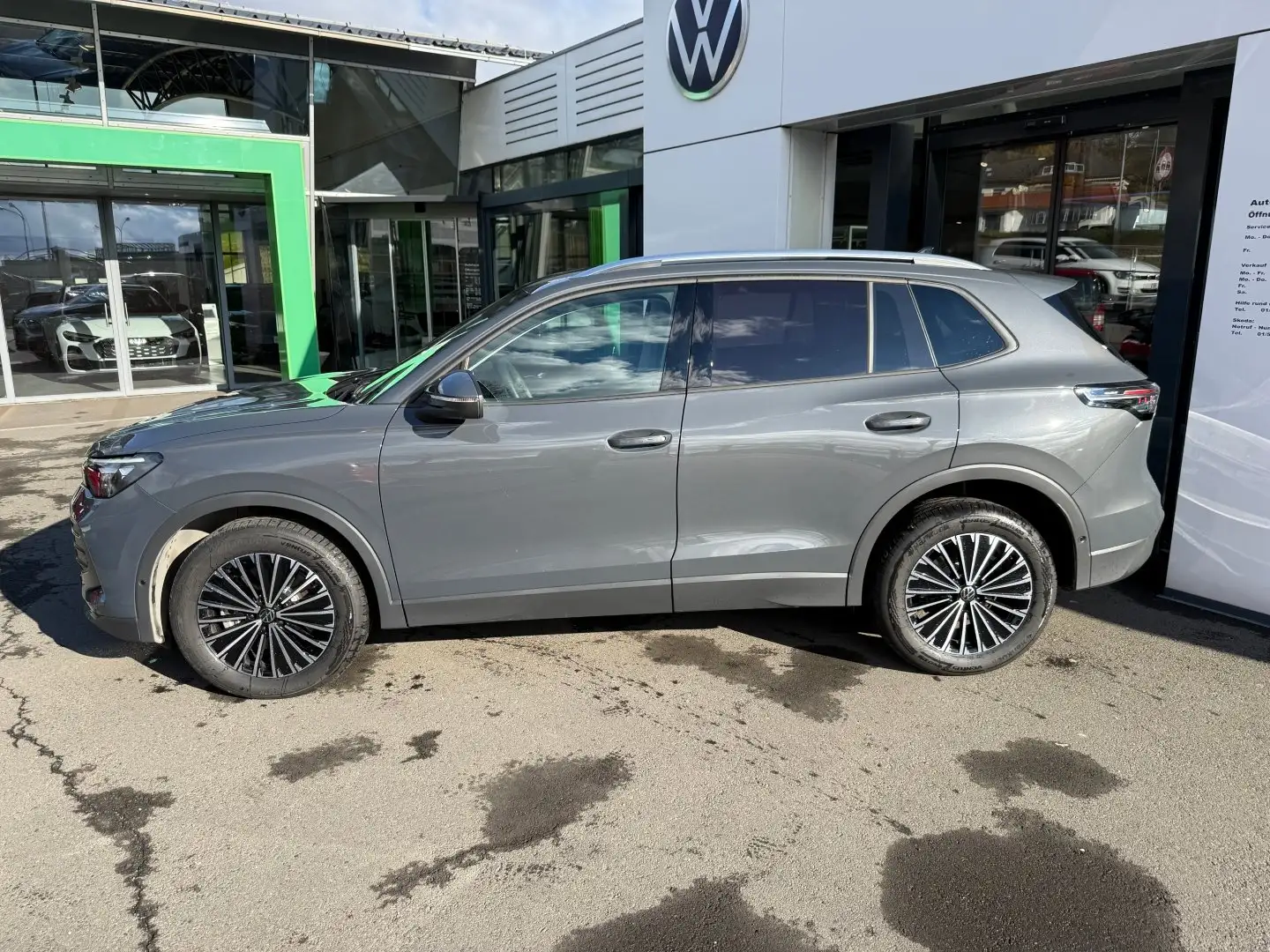 Volkswagen Tiguan Friends TDI 4MOTION DSG Gris - 2