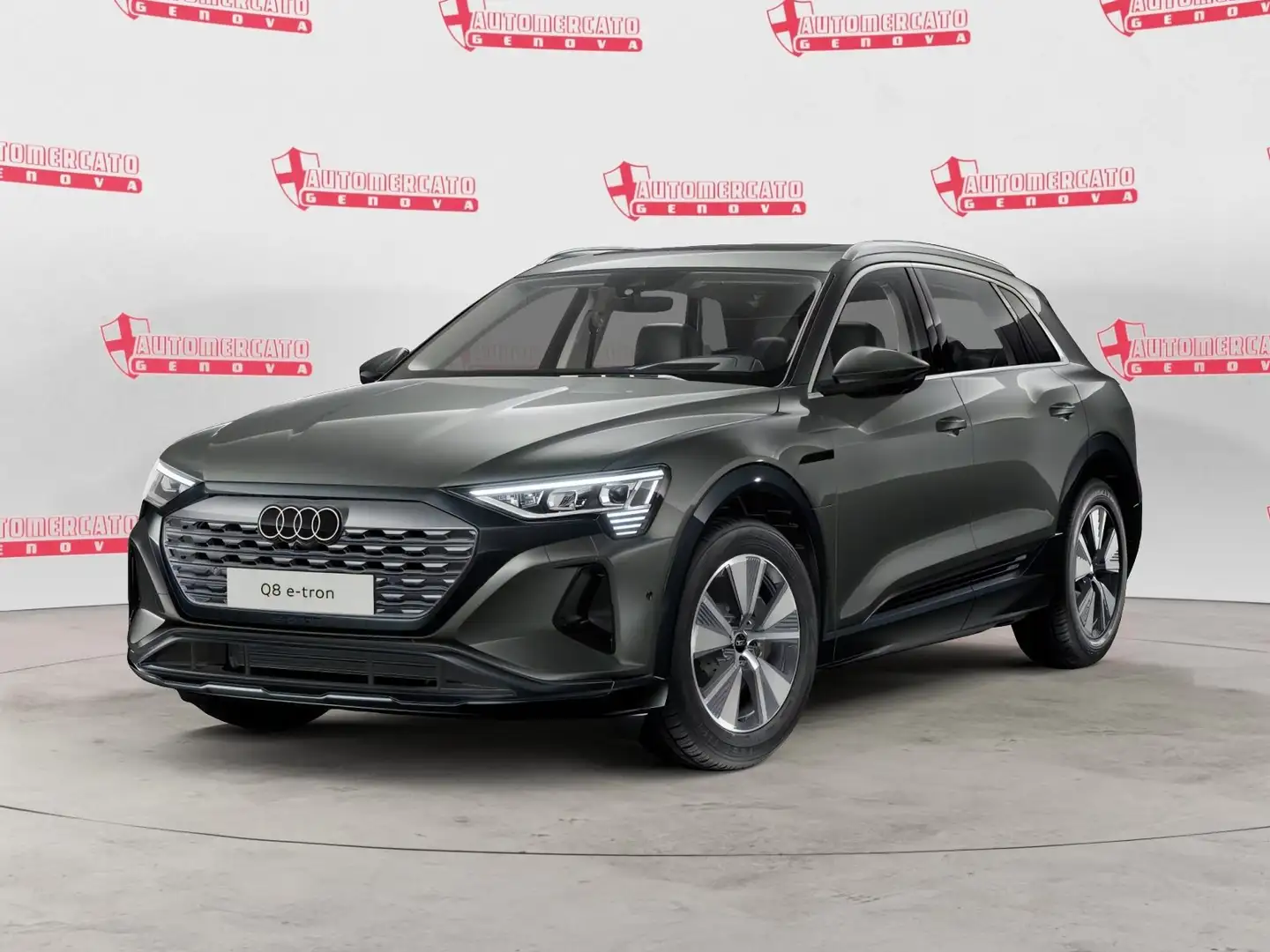 Audi Q8 e-tron 50 quattro Business Advanced Grigio - 1