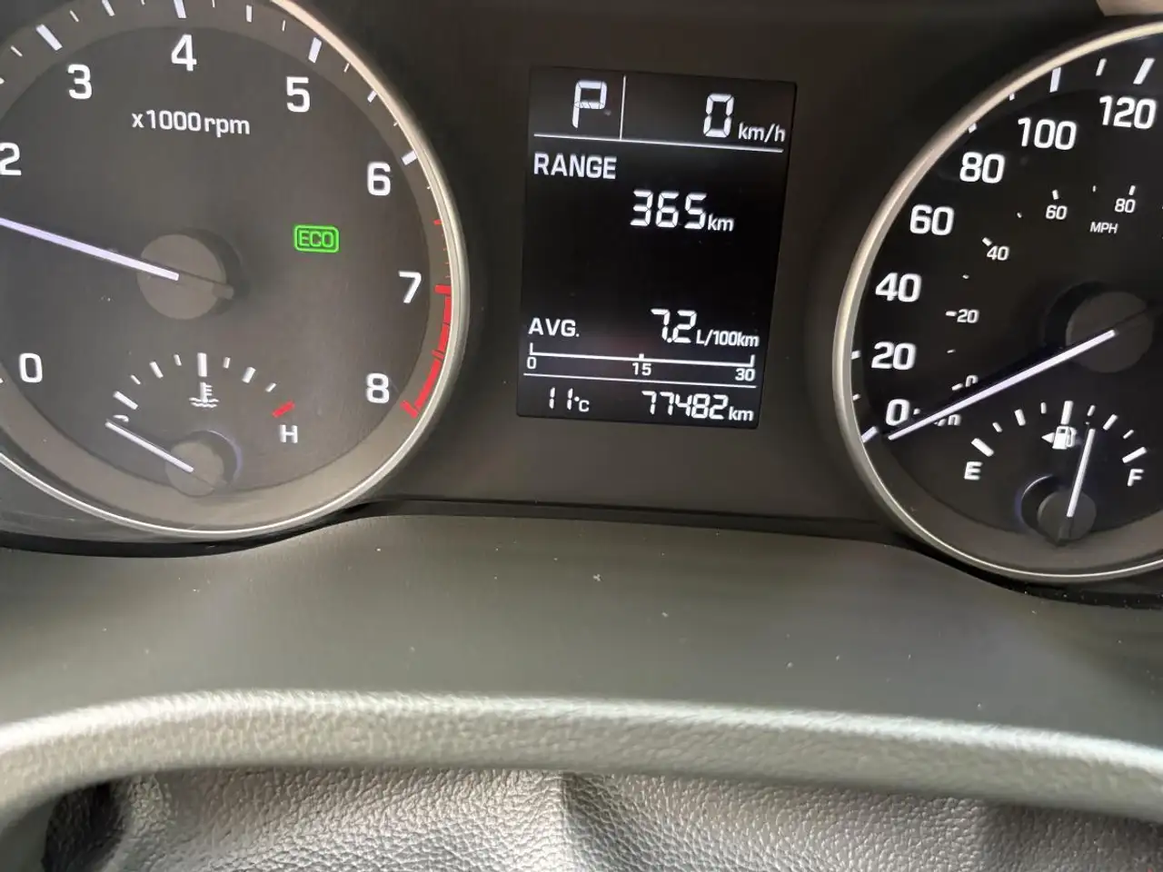 Hyundai ELANTRA снимка Hyundai ELANTRA