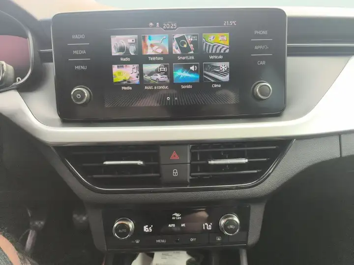 Škoda Kamiq 1.0 TSI Ambition 2023, foto 15