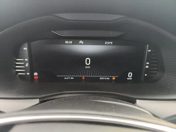 Škoda Kamiq 1.0 TSI Ambition 2023, foto 10