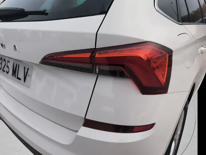 Škoda Kamiq 1.0 TSI Ambition 2023, foto 17