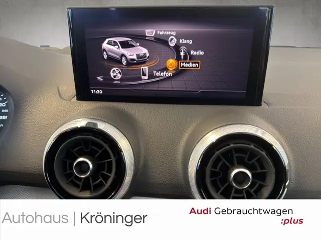 Audi Q2 view 15