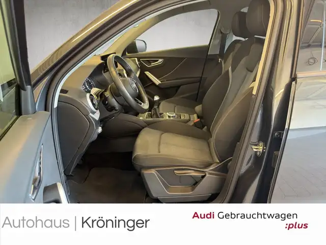 Audi Q2 view 7