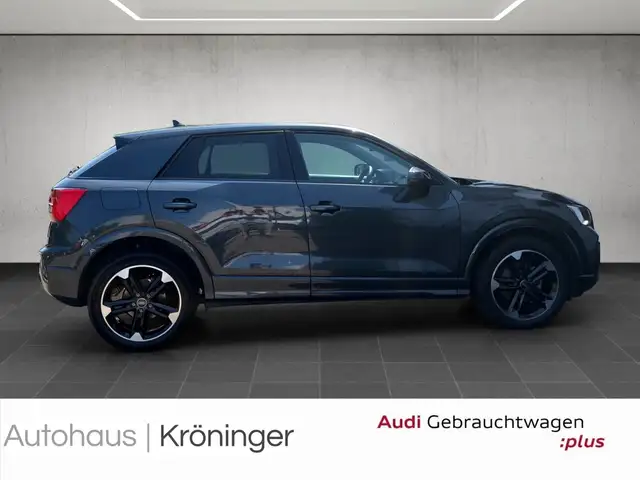 Audi Q2 view 4