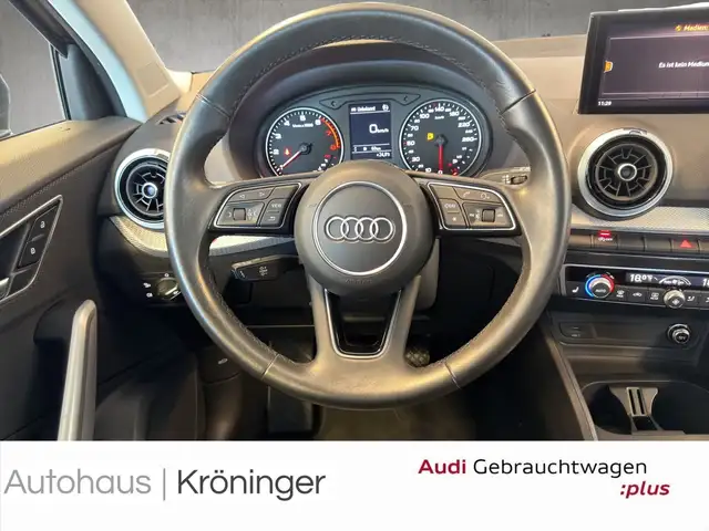 Audi Q2 view 11