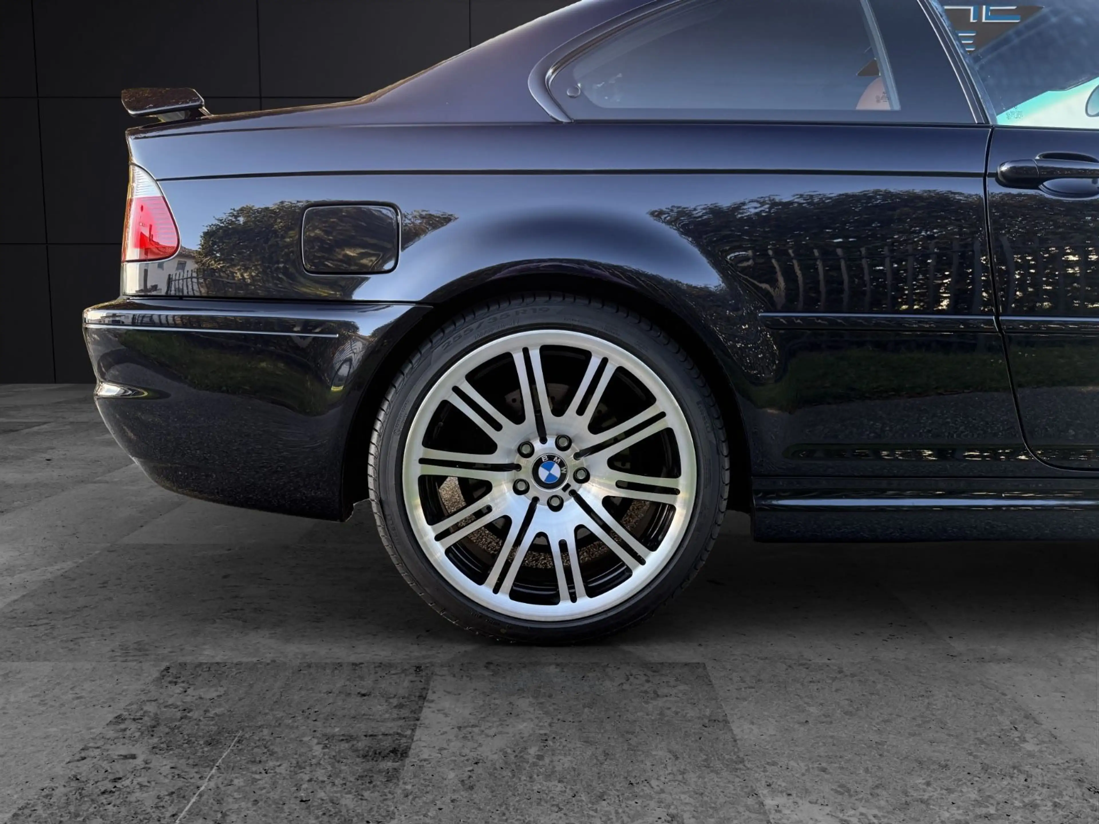 BMW M3 *2.Hd*dt. Auto*PDC*SHZ*GSD*Indivi.*Schalter* — photo 13