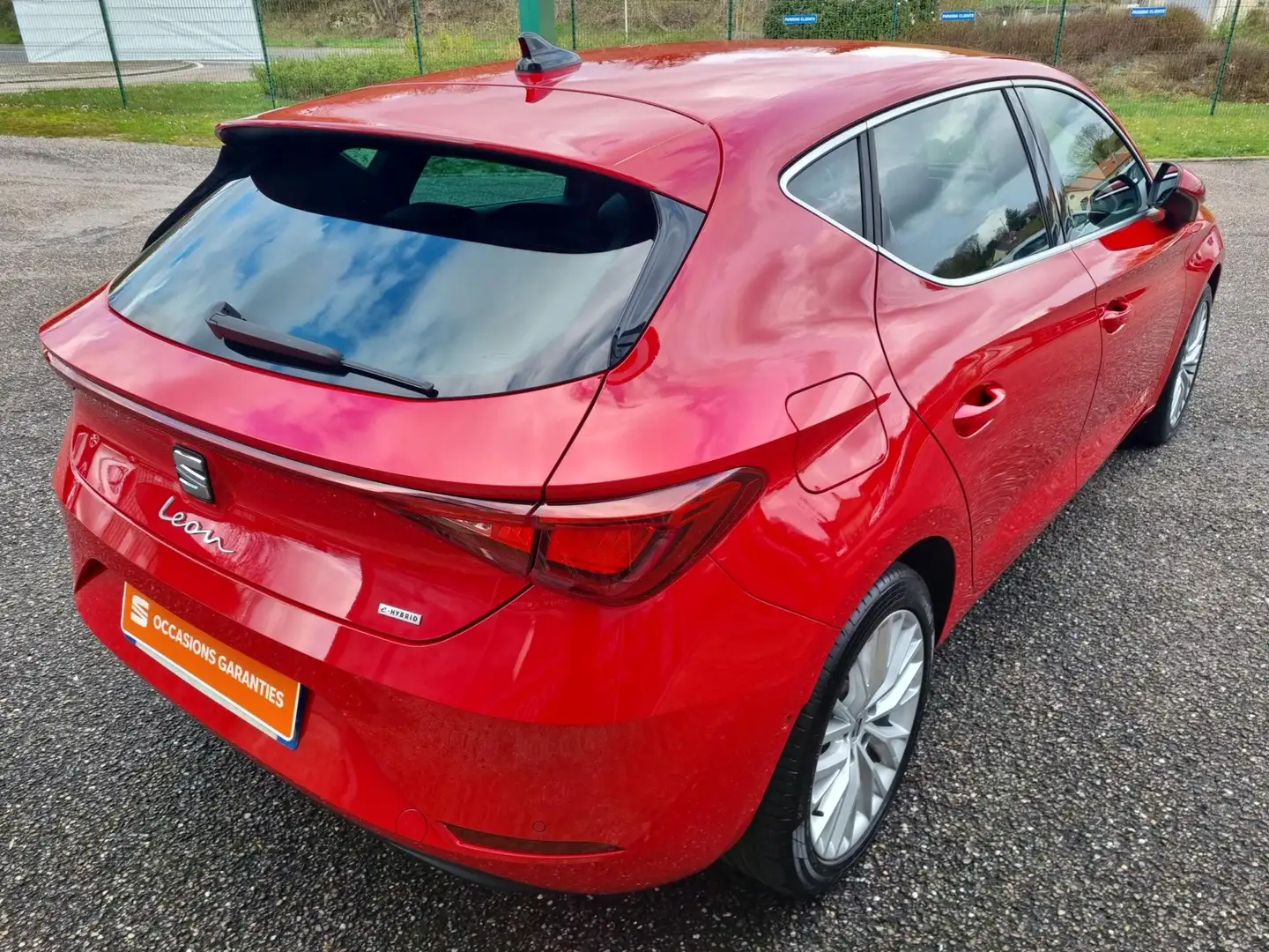SEAT Leon e-Hybrid SEAT LEON SPORTSTOURER e-Hybrid 204 DSG6 Xcellence Rojo - 2