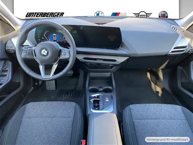 BMW 1 Series view 7