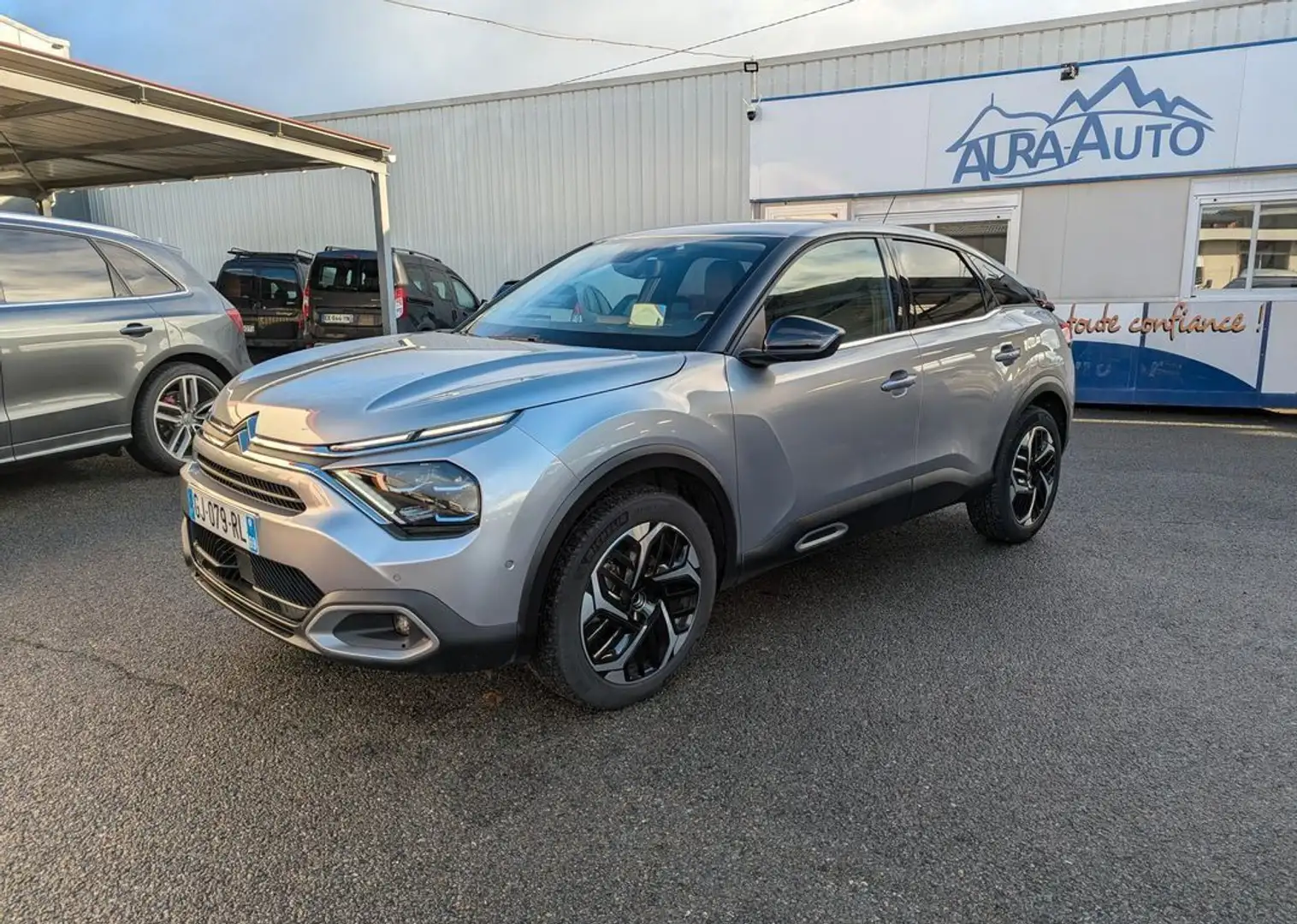 Citroen C4 1.5 blue hdi 130 eat8 shine, camera Argent - 1