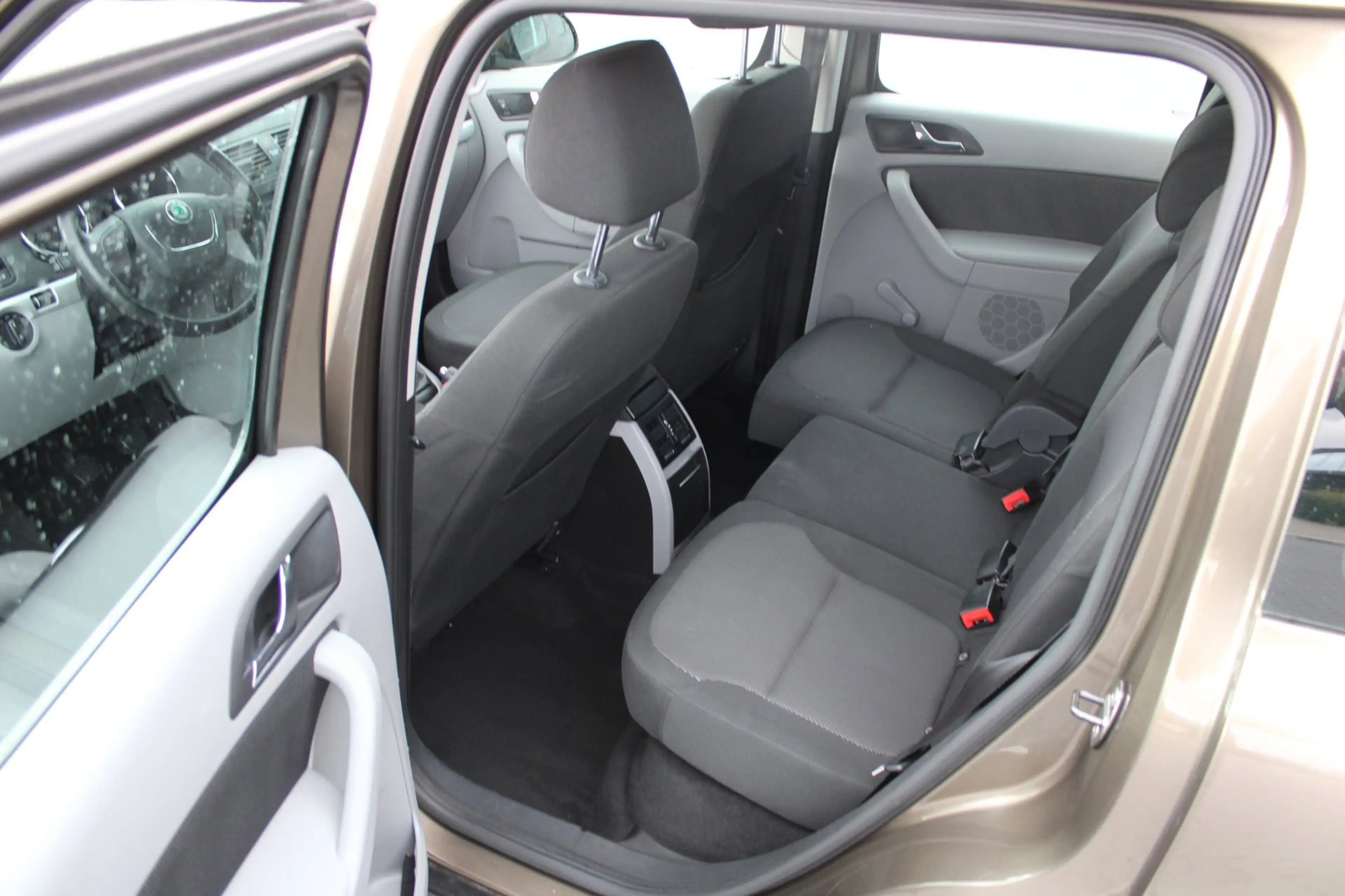 Skoda Yeti 1.8 TSI Ambition 4x4 Trekhaak Cruise Controle — photo 13