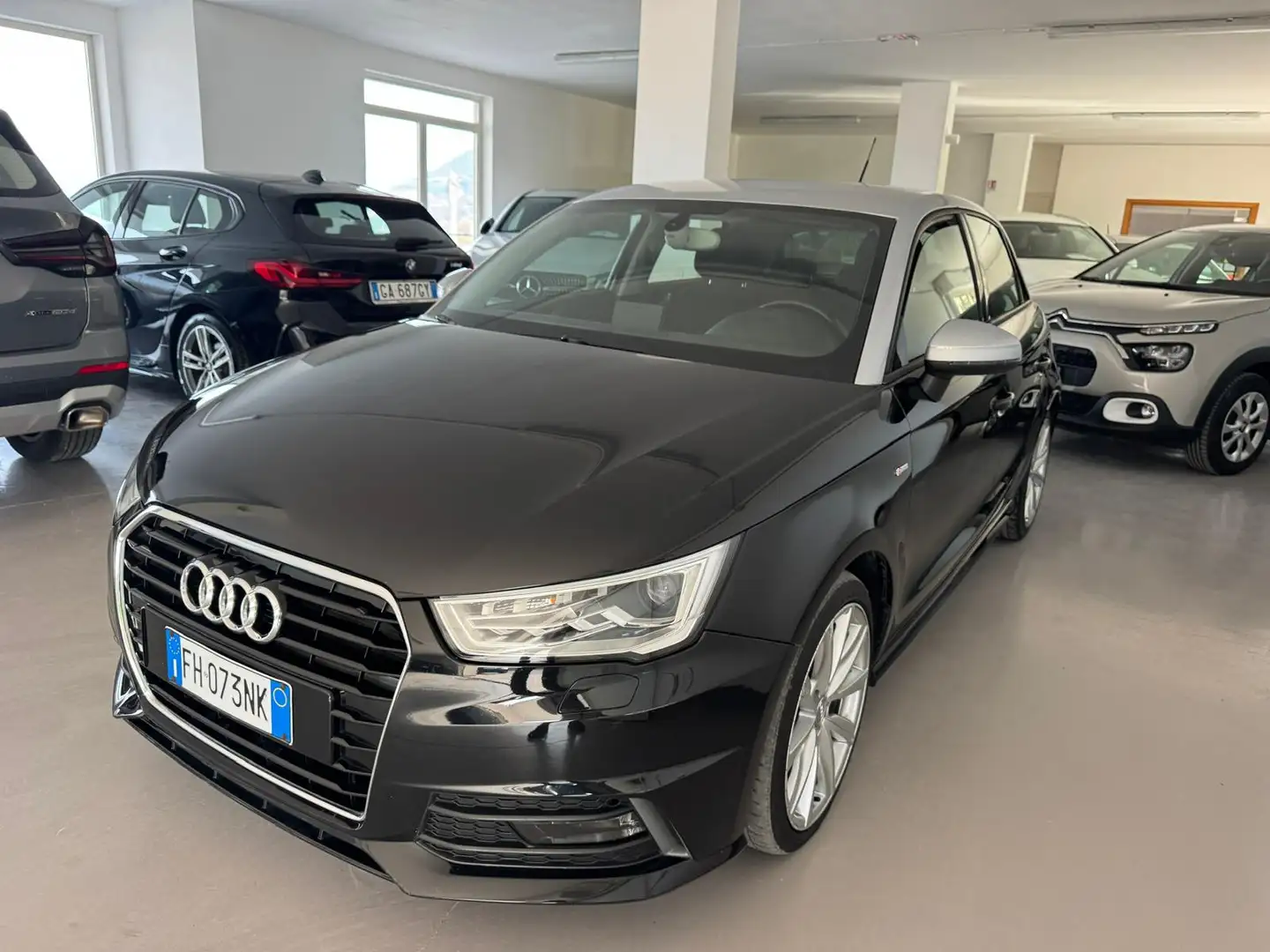 Audi A1 A1 SPORTBACK 1.4 TDI S-LINE S-TRONIC Schwarz - 1