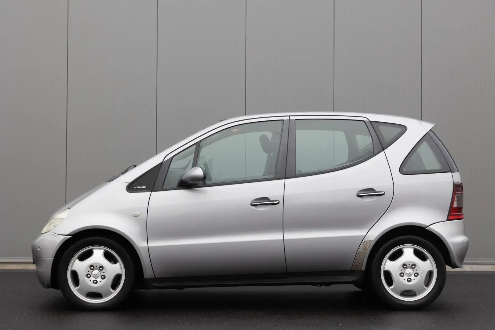 Mercedes-Benz A 190 Elegance airco electr.pakket lmv /nl-auto / youngt Gris - 2