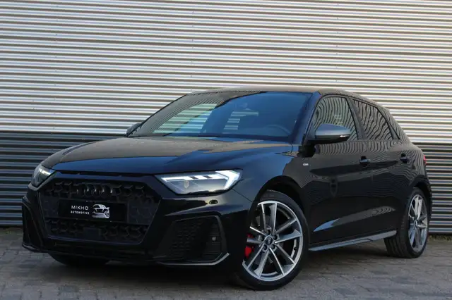 Audi A1 SPORTBACK 40 TFSI edition one | Matrix | Sfeerverl