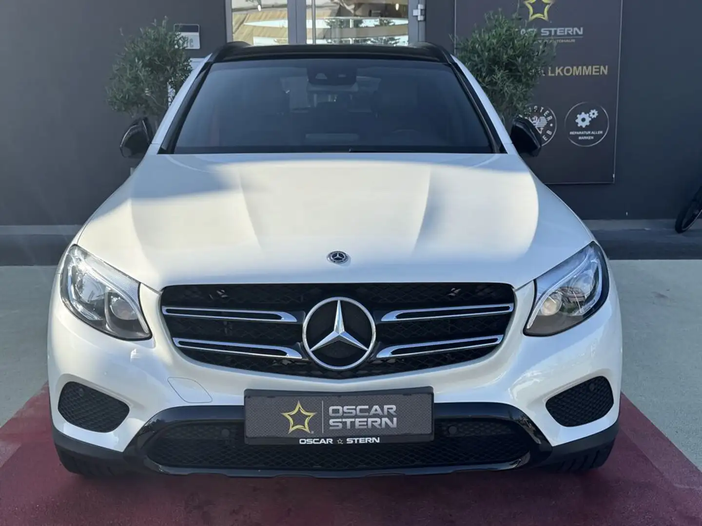 Mercedes-Benz GLC 250 d 4Matic Aut. Design- und Exclusive Line Weiß - 2