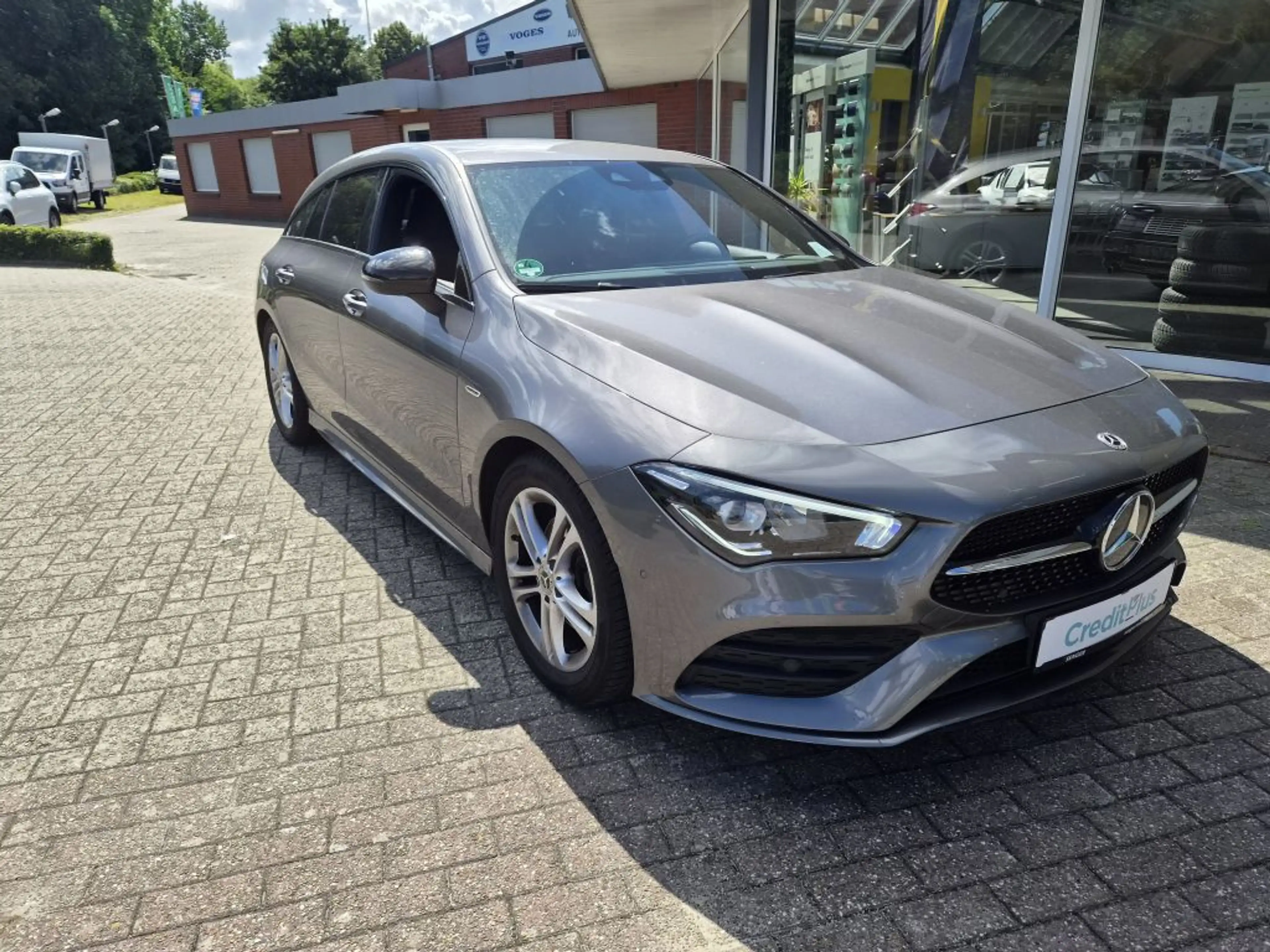 Mercedes-Benz CLA 200 Shooting Brake 7G-DCT Edition 2021 — photo 4
