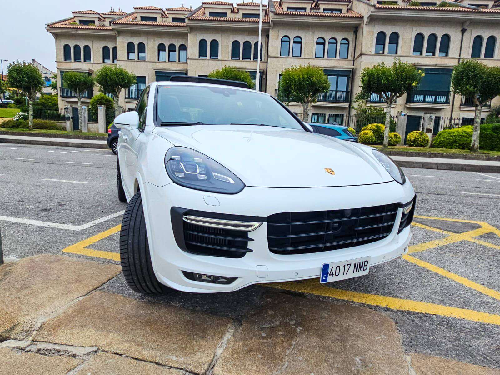 Porsche Cayenne Cayenne GTS Aut. - foto 1