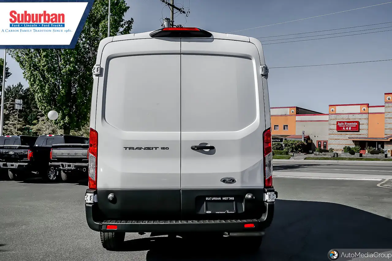 Ford Transit Cargo Van снимка Ford Transit Cargo Van