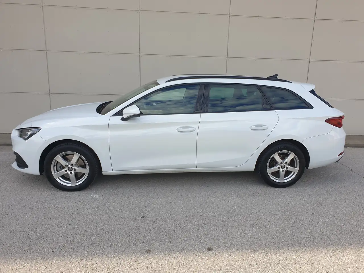 SEAT Leon Leon SP Reference 2,0 TDI Reference AHV 5